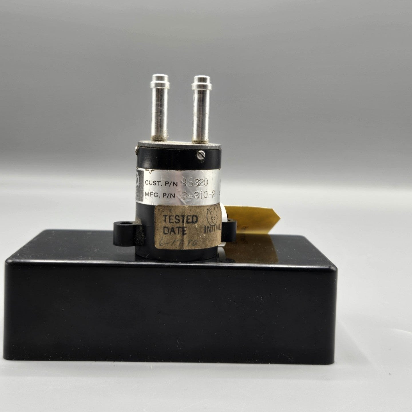 UMA Gyro Pressure Vacuum Gauge - PN: 46320