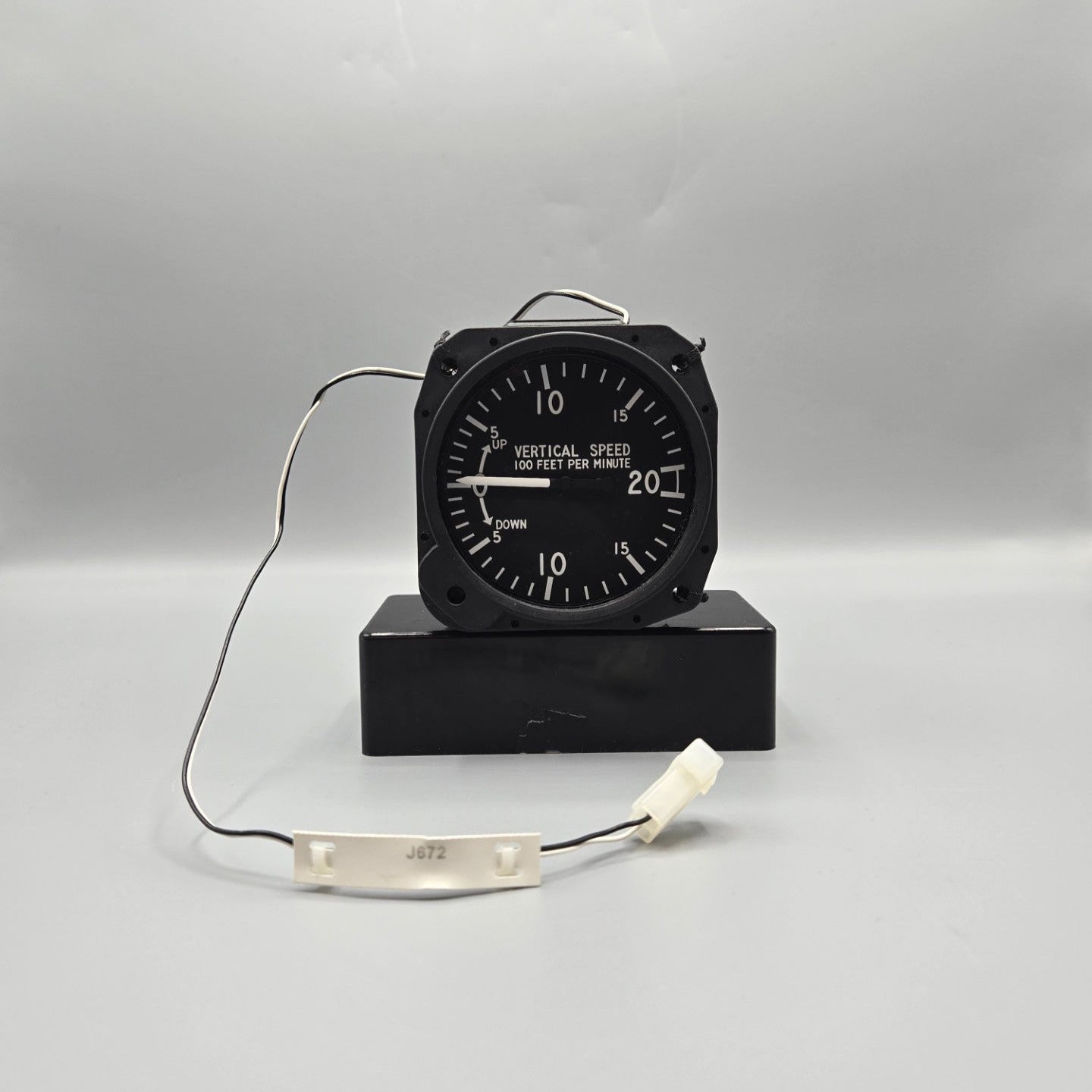 United Instruments VSI - PN: 7000 (Code: C.83)