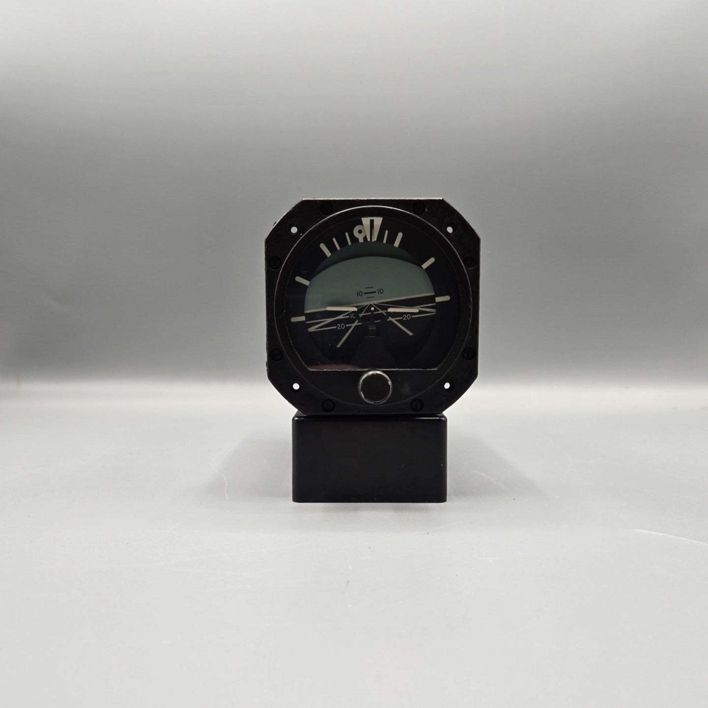 Edo-Aire Mitchell Attitude Gyro - PN: 23-501-05 (52D67)