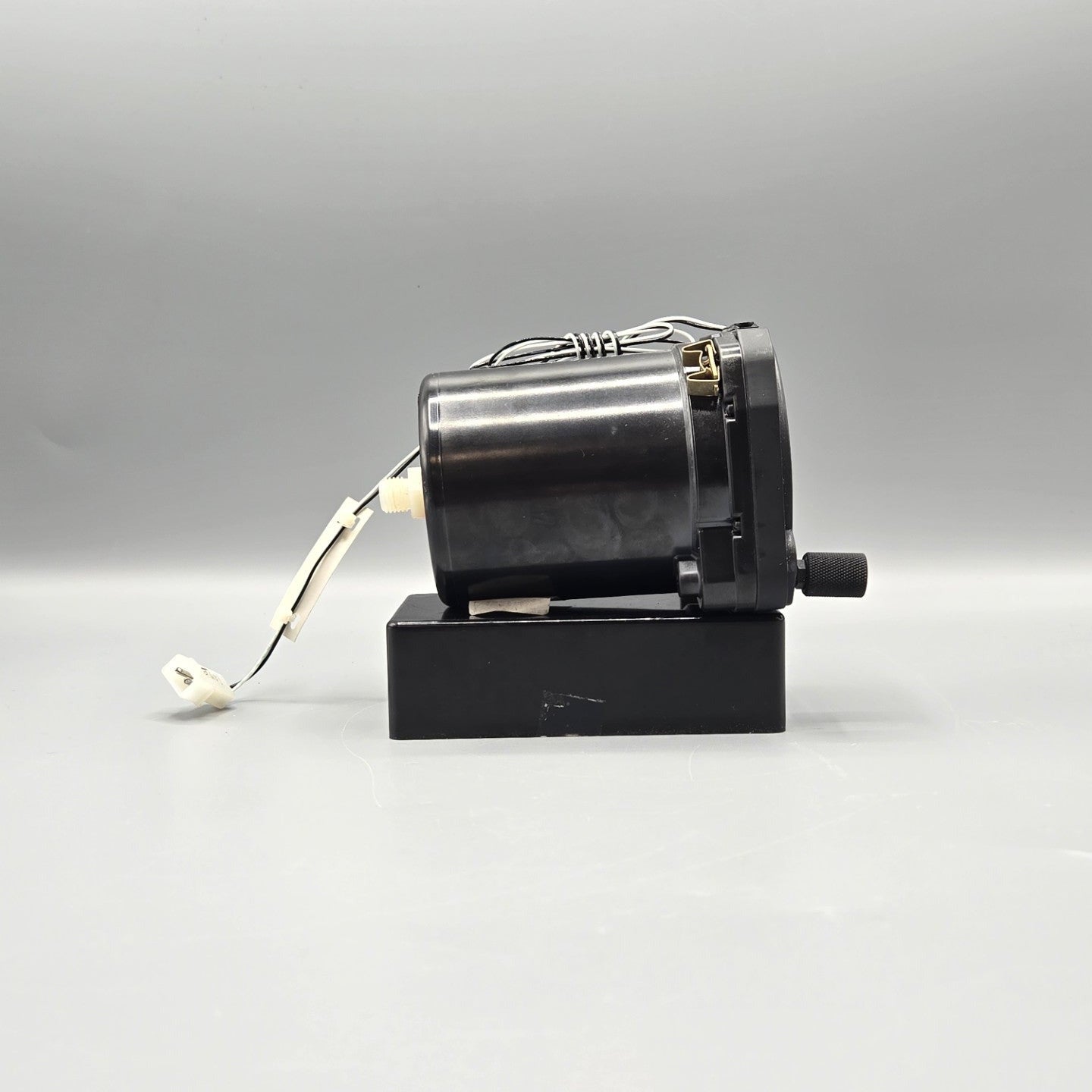 United Instruments Altimeter - PN: 5934AD-3 (Code: A.258G)