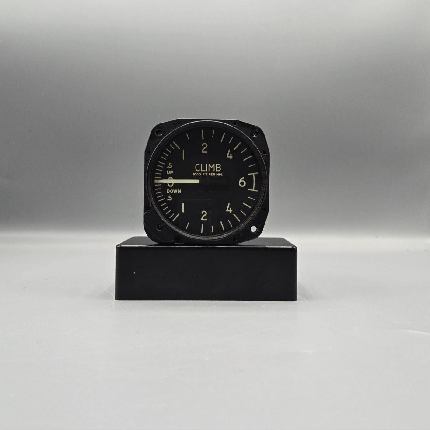 MacLeod Rate of Climb Indicator - PN: 360-27-1210
