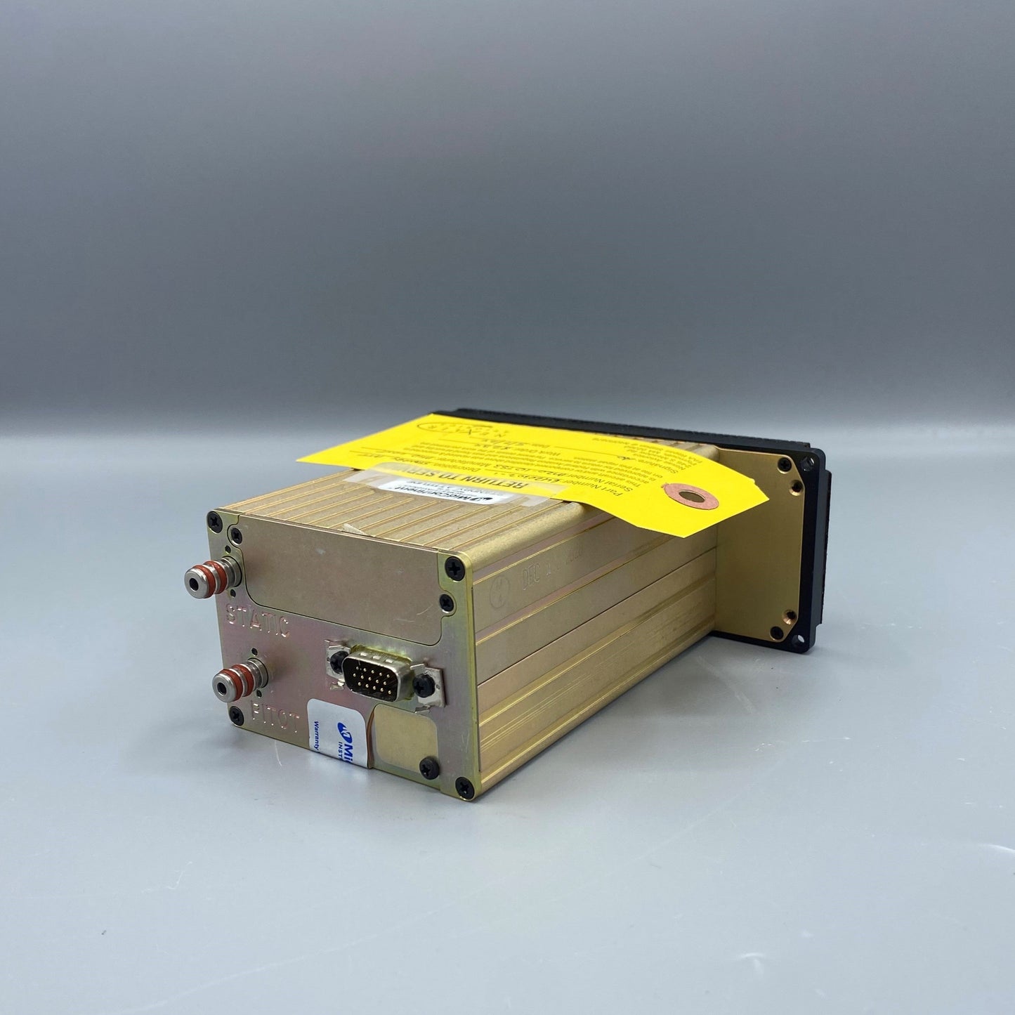 Mid-Continent Standby Attitude Module MD302 - Part Number: 6420302-1