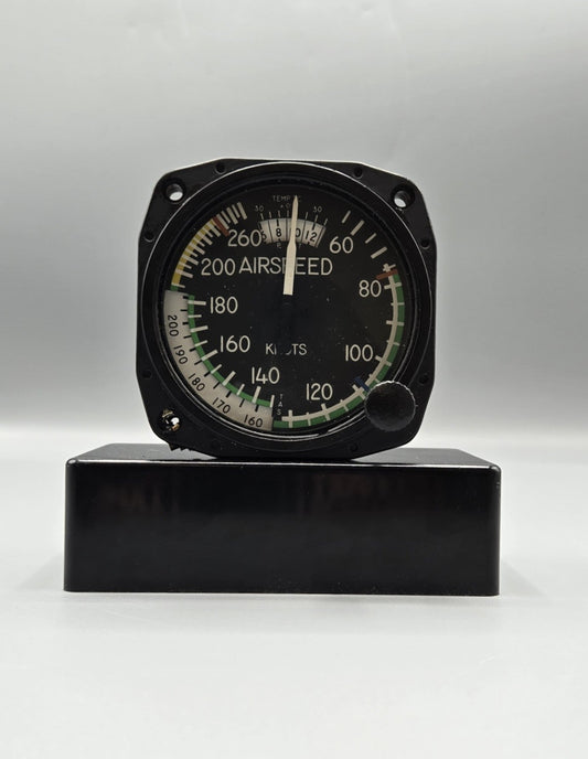 Aero-Mach Airspeed Indicator - PN: 1517-09
