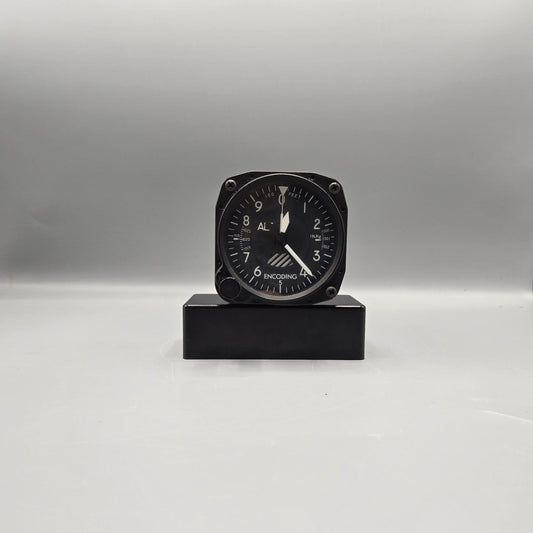 United Instruments Encoding Altimeter - PN: 5035P-P40
