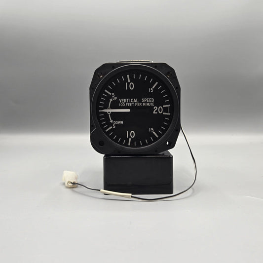 United Instruments VSI - PN: 7000 (Code: C.83H)