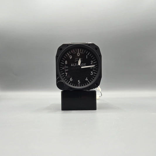 United Instruments Altimeter - PN: 5934AD-3 (Code: A.258G)