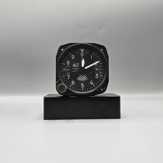 United Instruments Altimeter - PN 5934PD-3 (Code: A.134)