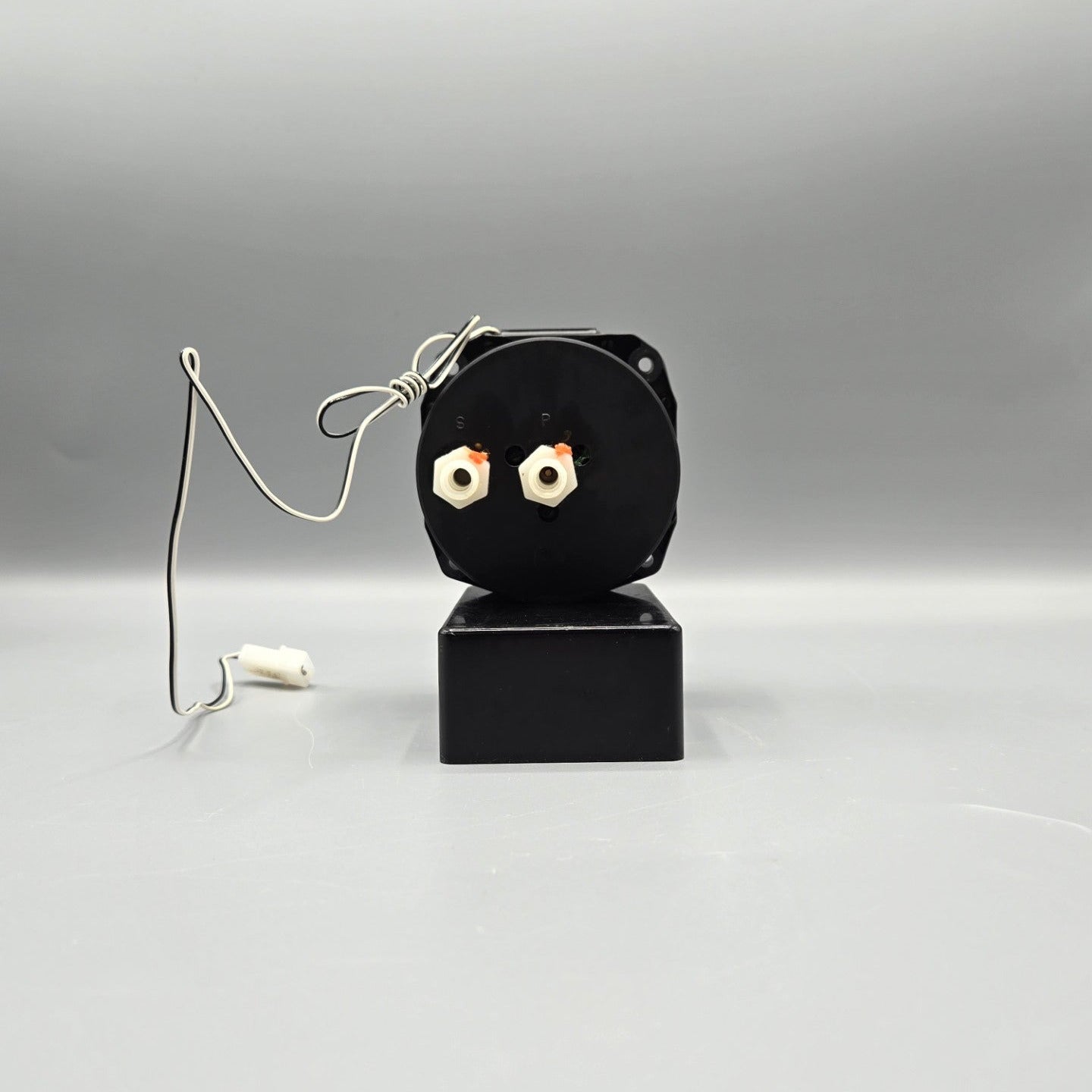 Airspeed Indicator - PN: 13562-005