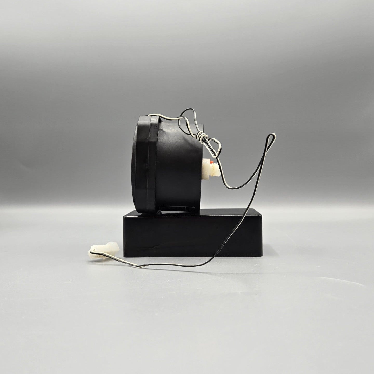 Airspeed Indicator - PN: 13562-005