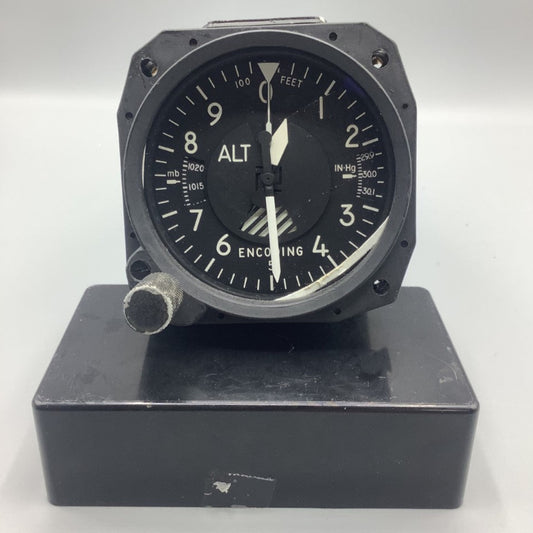 S-TEC Encoding Altimeter - Part Number: 64121-02